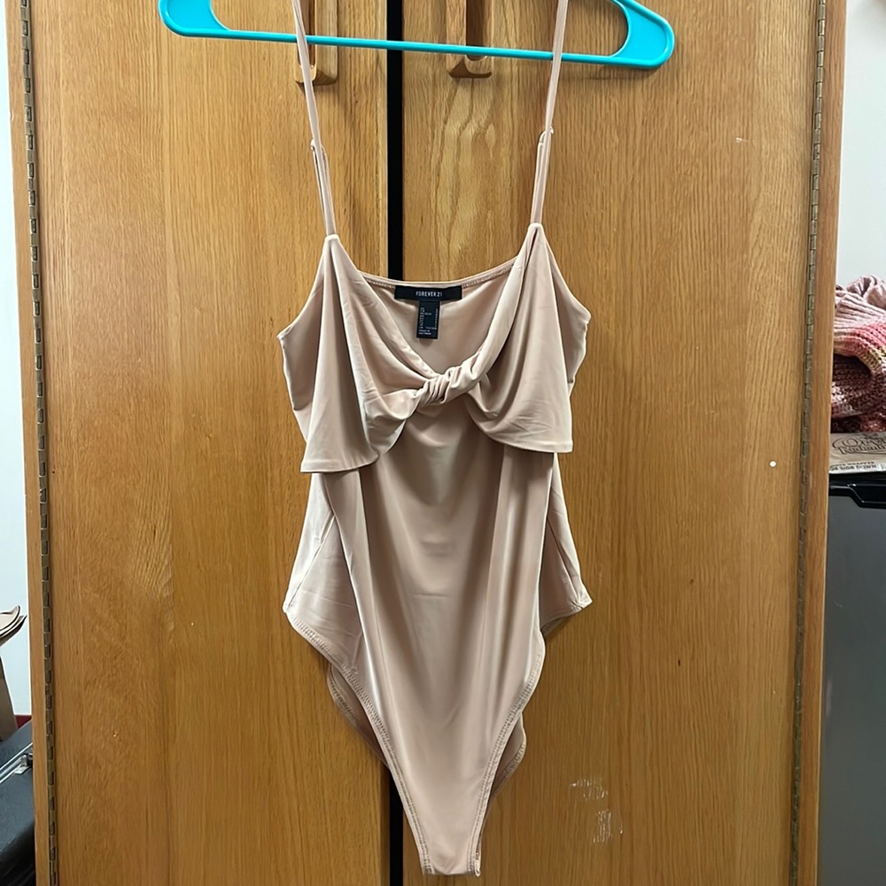 Forever 21 Nude Bodysuit (NEW)